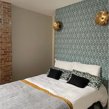Spacious | Stylish & Appartamento